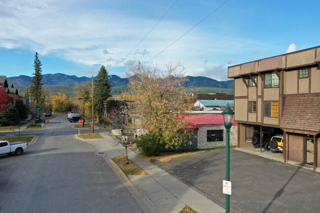 Building Photo - 119 Lupfer Ave