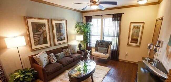 Building Photo - 2 bedroom in Houston TX 77069