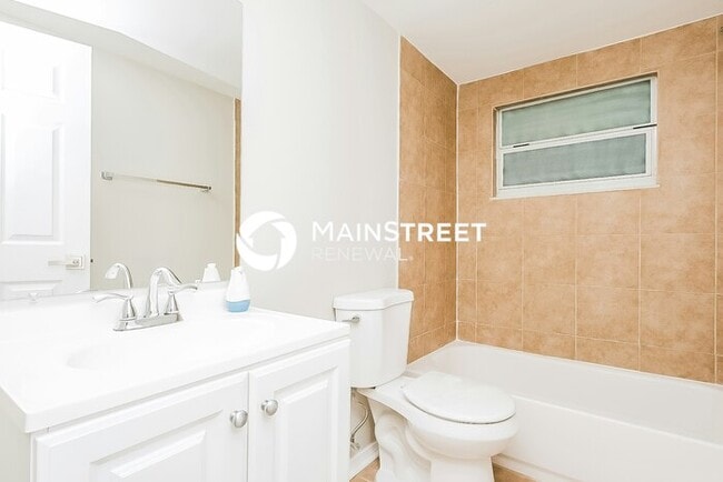 Building Photo - 3 Bedroom Pet-Friendly Home in NEW PORT RICHEY, FL with Main Street Renewal