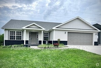 Building Photo - 3905 Hillside Terrace Ln
