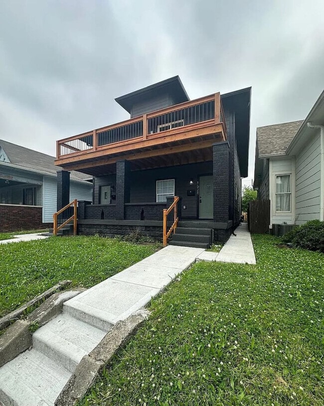 Building Photo - 1523 S East St