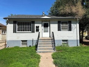 Building Photo - 1206 14th Ave