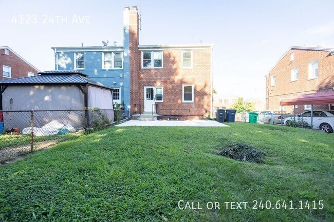 Building Photo - 4123 24th Ave