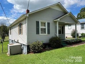 Building Photo - 2304 Cline St