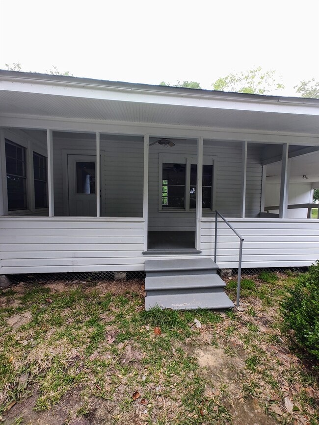 Building Photo - 5795 FM 1122