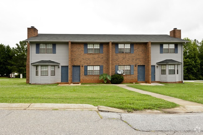 Primary Photo - 11-57 Edgefield Ln NW