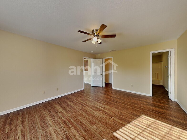 Building Photo - 6501 Rushing River