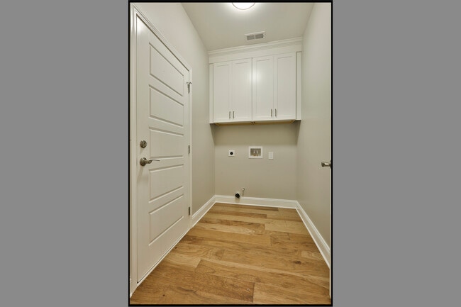 Laundry Room Main (off garage) - 300 Vendella Cir