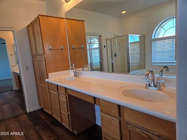 Building Photo - 4321 W Judson Dr