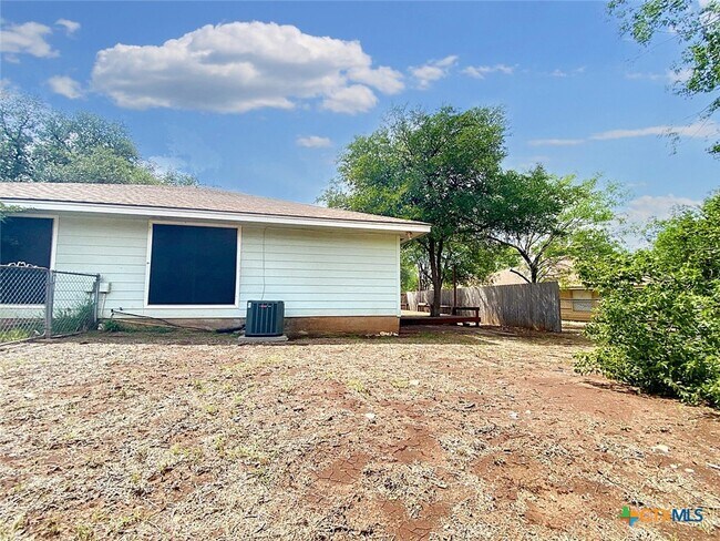 Building Photo - 106 Hughson Ct