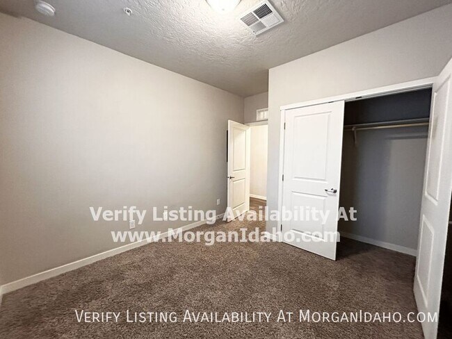 Building Photo - 1021 S Elder St