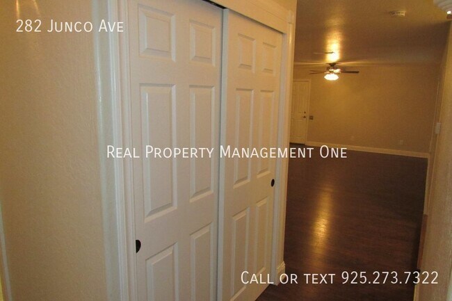 Building Photo - 282 Junco Ave
