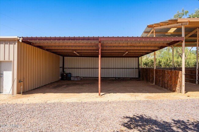 Building Photo - 6006 E Wildcat Dr