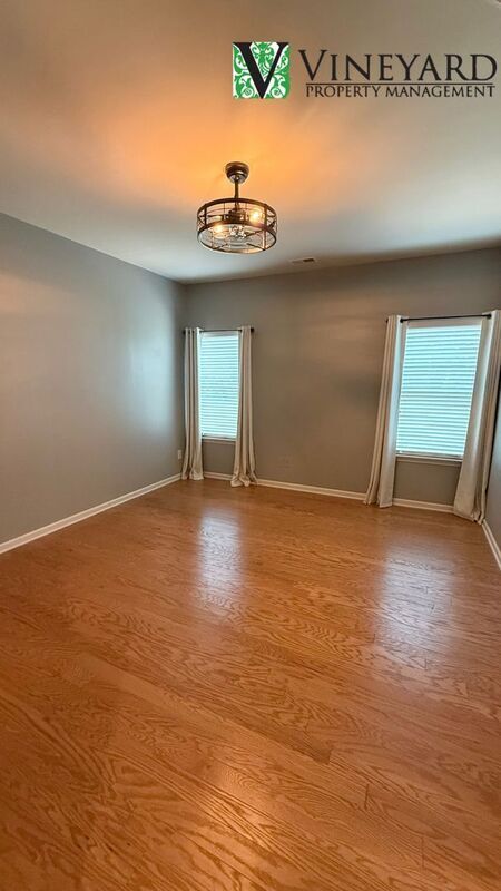 Building Photo - 303 Cherokee Reserve Ct