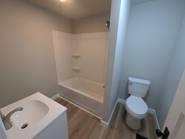 Building Photo - Remodeled 2-Bedroom Home with Main Floor Laundry & Two Car Garage