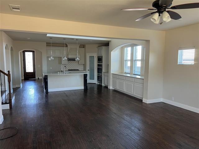 Building Photo - 1319 Lantern Faith Dr