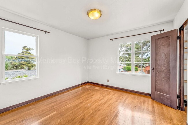 Building Photo - 940 14th St