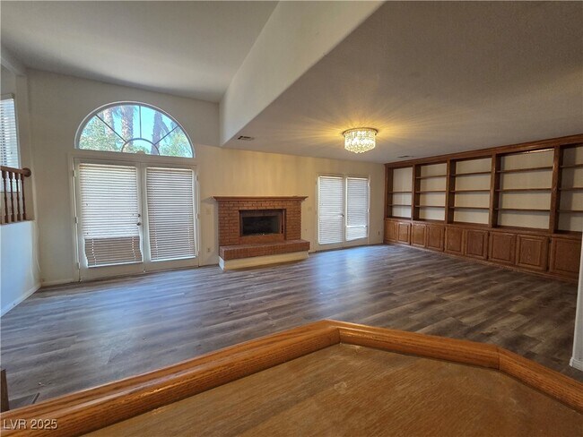 Building Photo - 8204 Tivoli Cove Dr