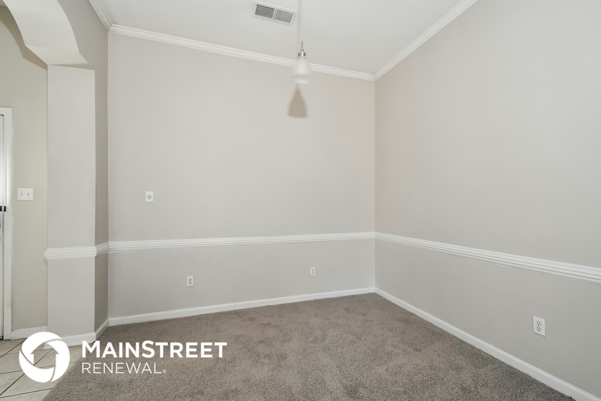 Building Photo - 9254 Tamhaven Dr