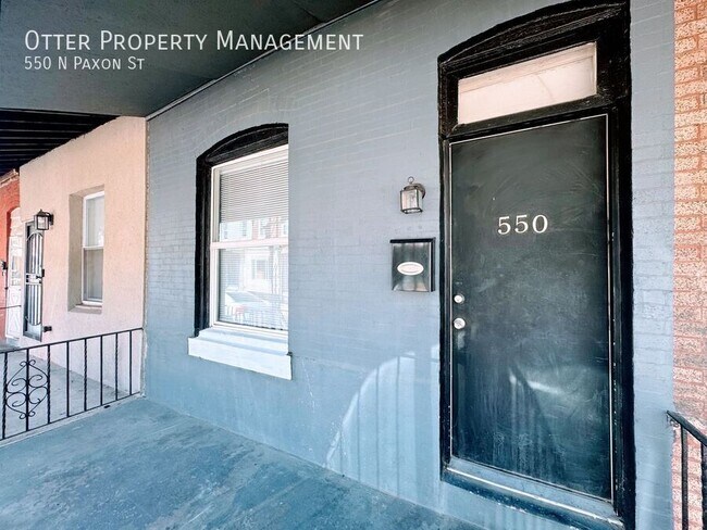 Building Photo - 550 N Paxon St