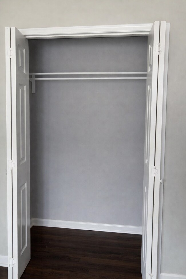 Building Photo - 4386 Thrasher Cir