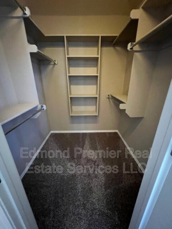 Building Photo - 12797 SE 21st Ct