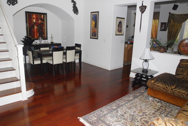 Building Photo - 11817 Miro Cir