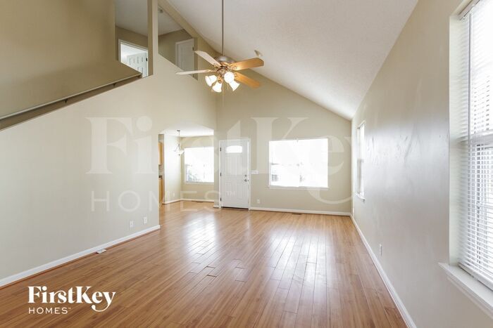 Building Photo - 7835 Katherine Dr