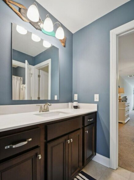 Building Photo - 256 Wooden Wheel Ln