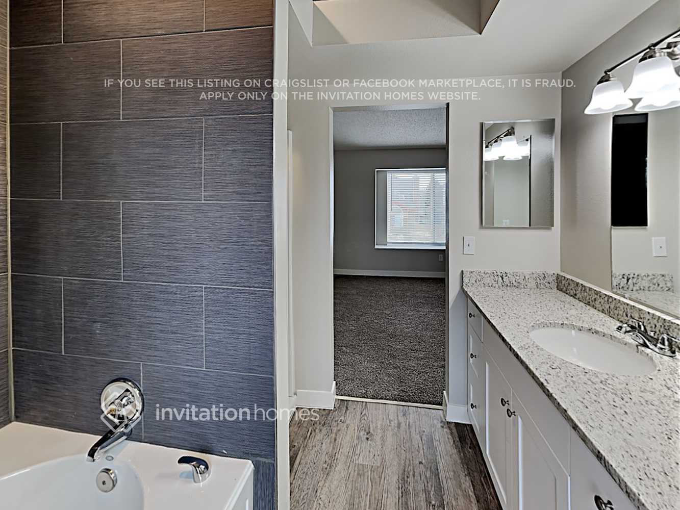 Building Photo - 10418 Strasburg Way