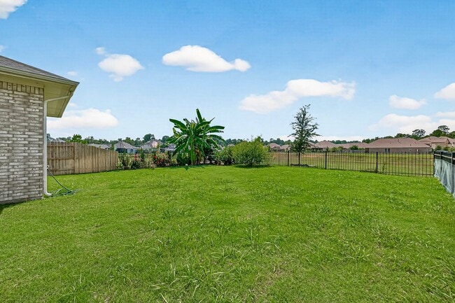 Building Photo - 24607 Carleton Lake Ln