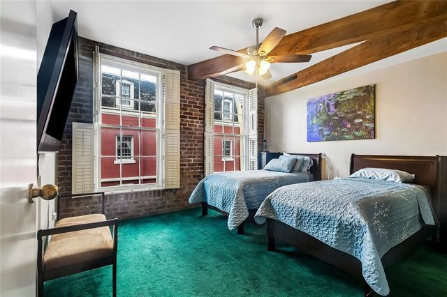 Building Photo - 232 Decatur St