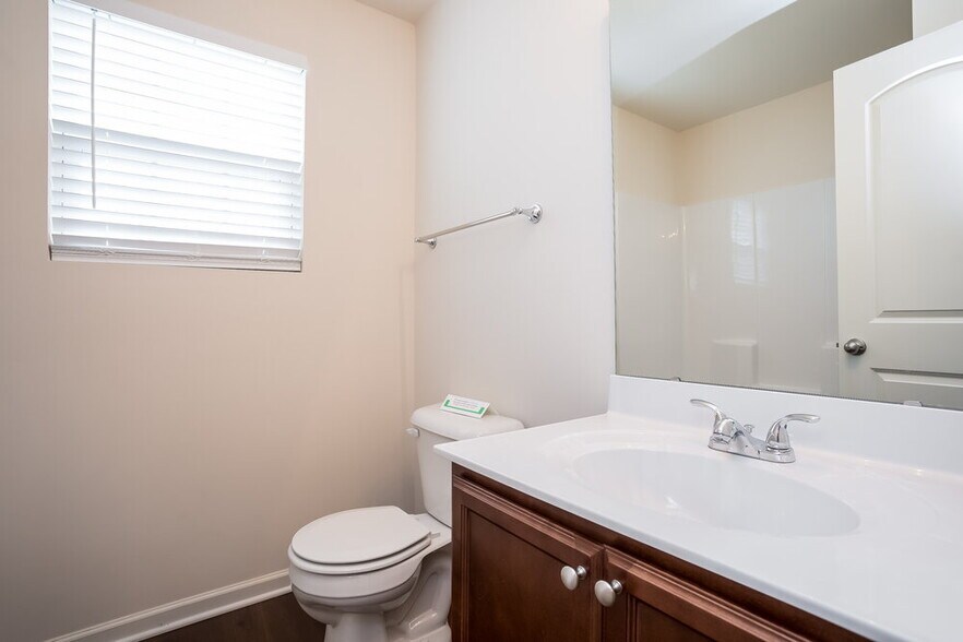 Building Photo - 1459 Tamarino Dr