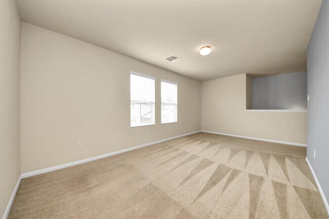 Building Photo - 9914 Swallow Dr