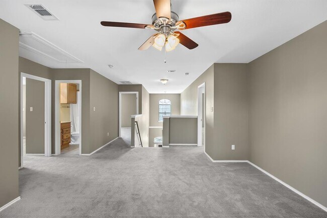 Building Photo - 8404 Tyhurst Dr