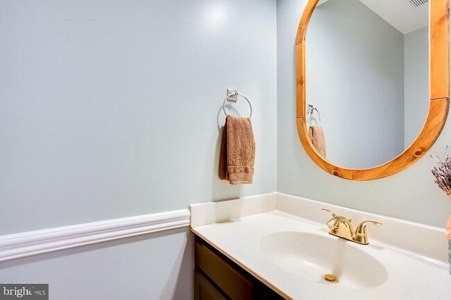Building Photo - 12867 Mill House Ct