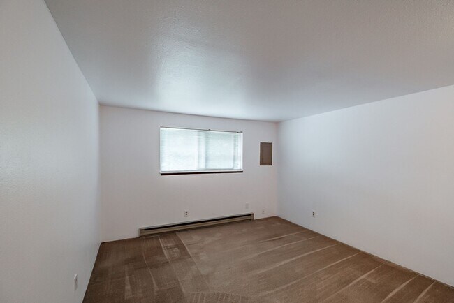 Building Photo - 415-01 Krasilovsky