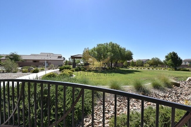 Building Photo - 7226 Summer Grove Ave