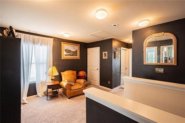Building Photo - 305 Thimbleberry Dr