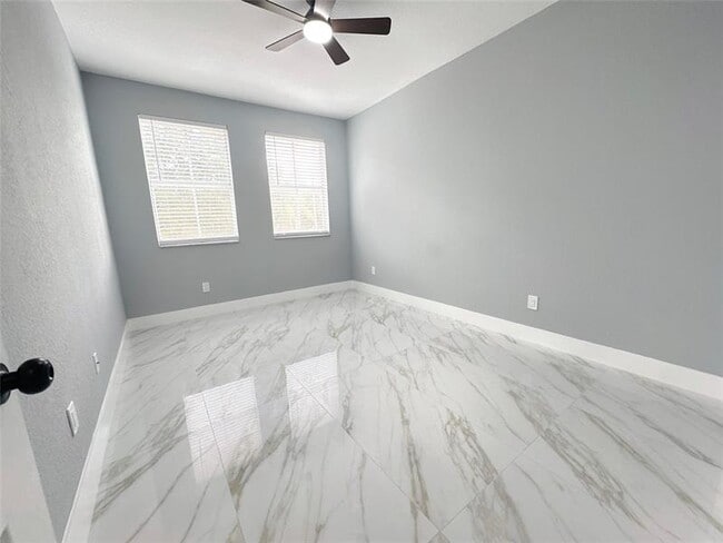 Building Photo - 2310 Shoma Ln