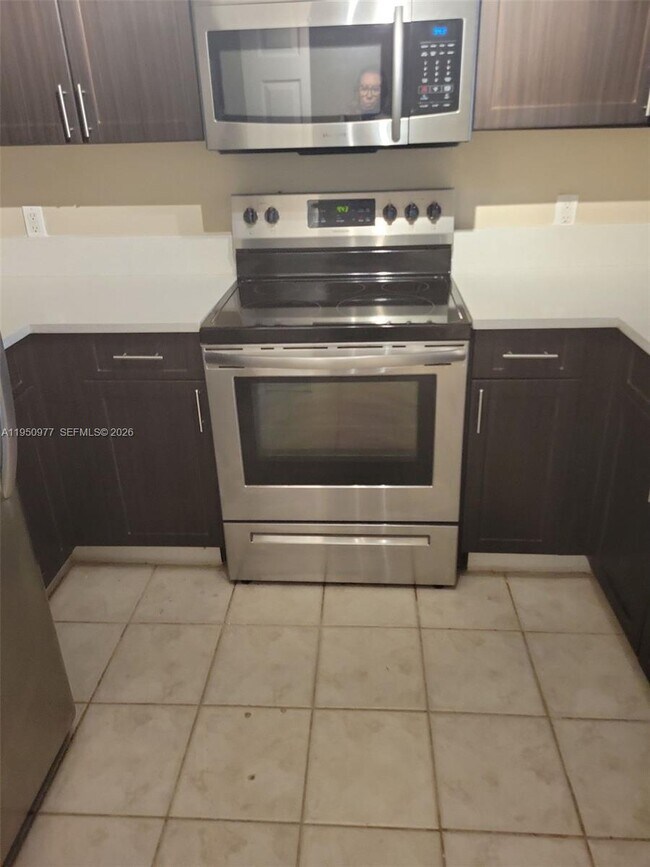 Building Photo - 4151 N Haverhill Rd