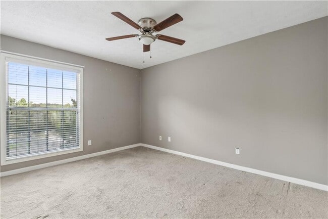 Building Photo - 3155 7 Pines Ct NW