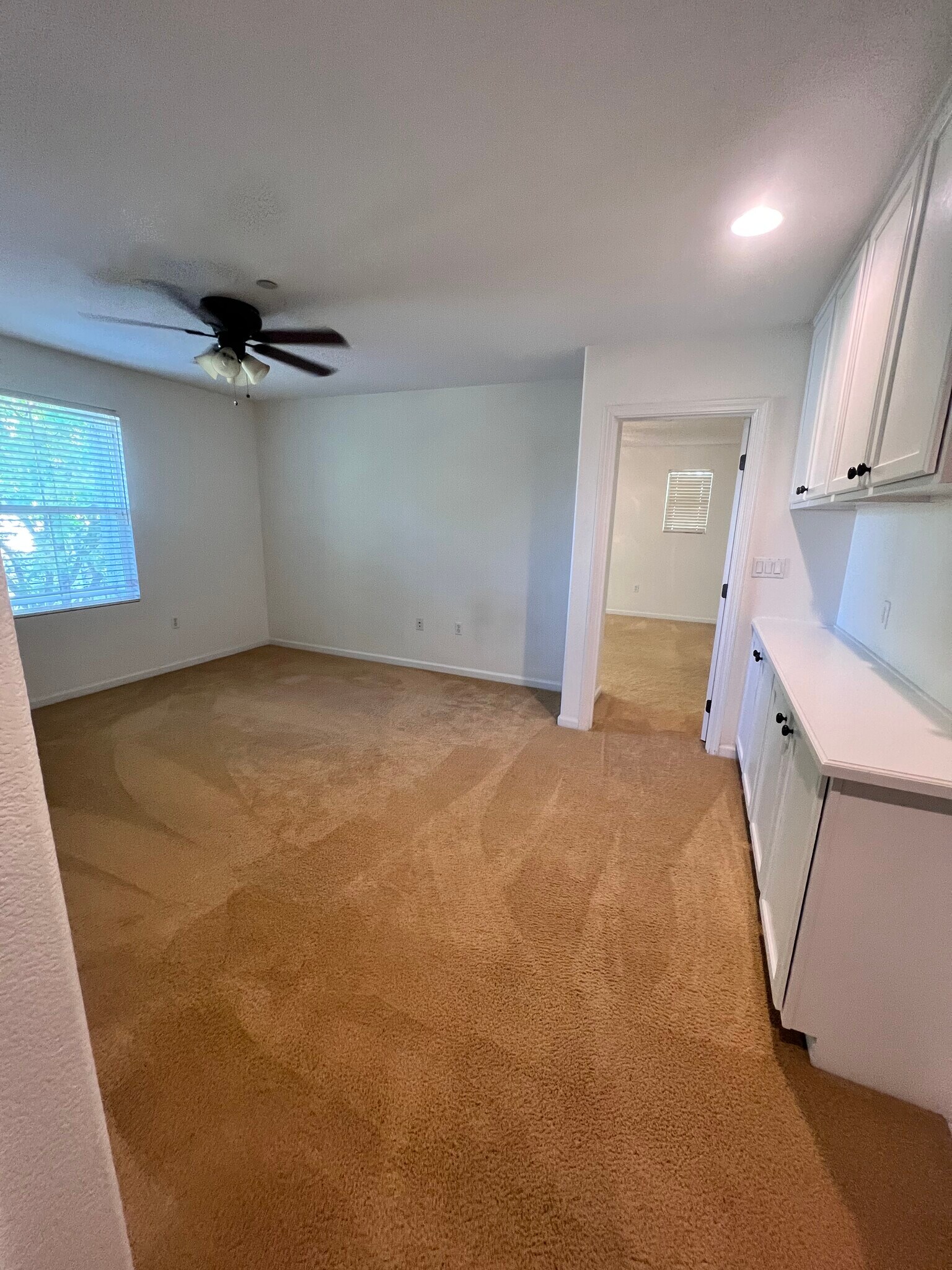 Building Photo - 4402 Esplanade Cir