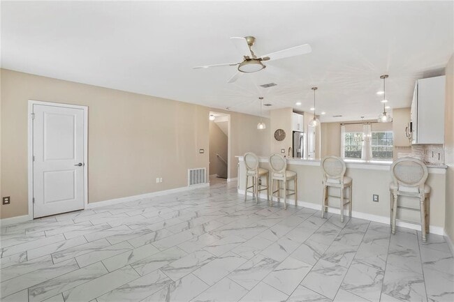 Building Photo - 717 N Rome Ave