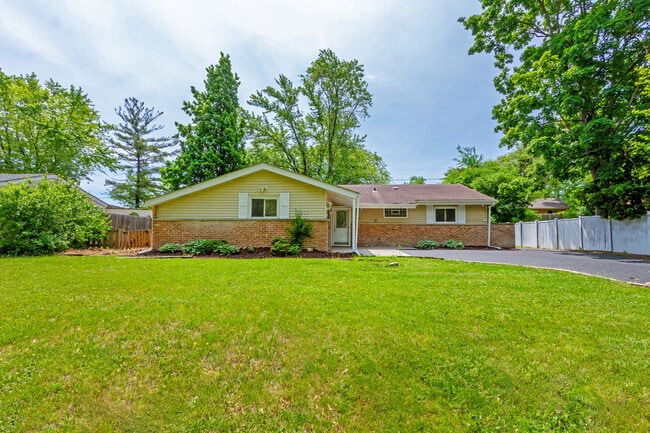 Primary Photo - 109 Avondale Ct