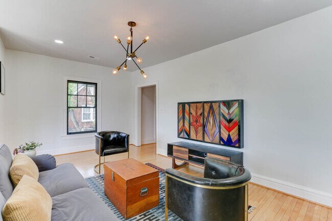 Building Photo - 1700 Claremont Ave