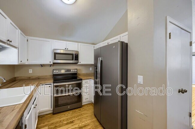 Building Photo - 11846 E Cornell Cir