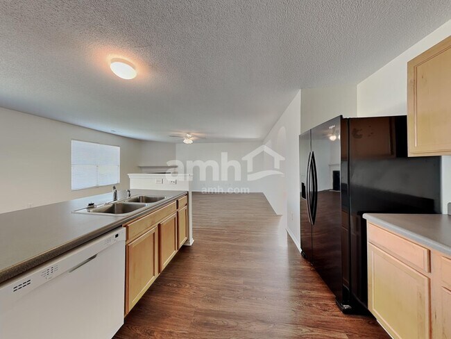 Building Photo - 1009 Gelfield Rd