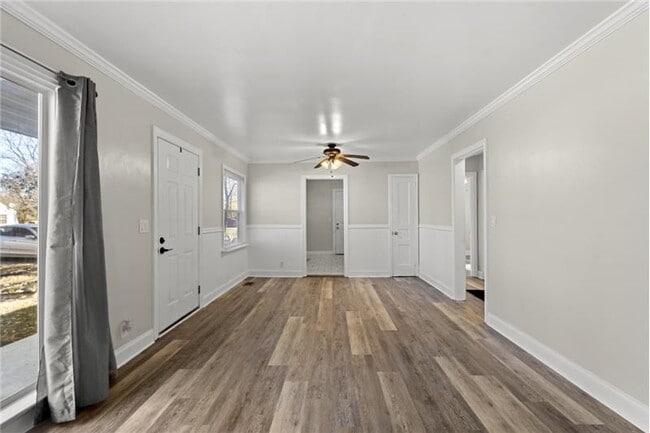 Building Photo - 1211 Thompson Pl
