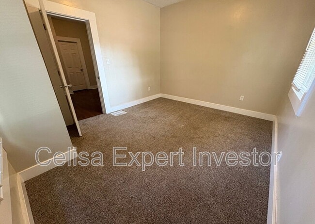 Building Photo - 1507 Sherman Blvd